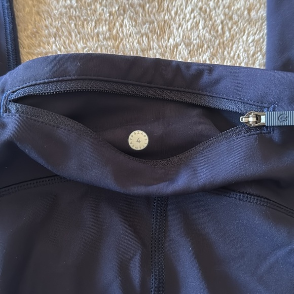 Lululemon  Woman’s Speed Up‎ Tight Full On Luxtreme 28” - Picture 6 of 13